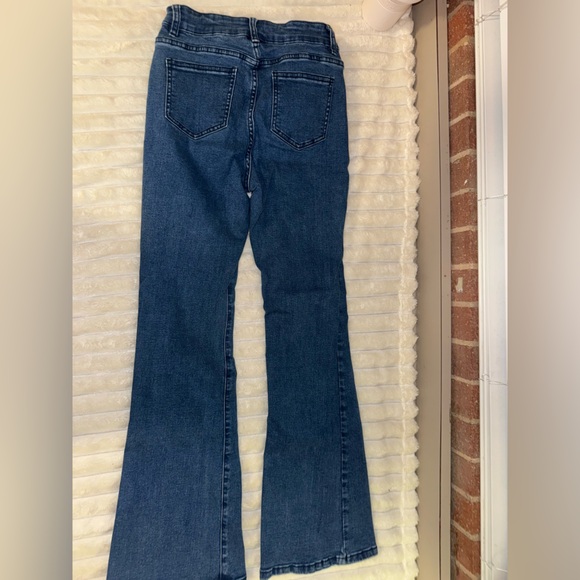 Jeans - Picture 2 of 2